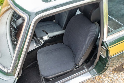1975 MG MGB GT Jubilee Edition till salu (bild 20 av 126)