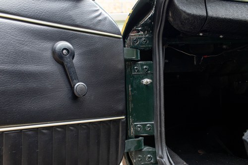 1975 MG MGB GT Jubilee Edition till salu (bild 21 av 126)
