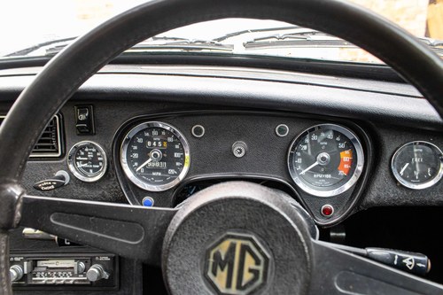 1975 MG MGB GT Jubilee Edition till salu (bild 30 av 126)