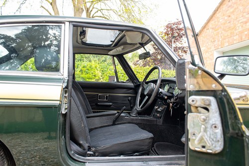 1975 MG MGB GT Jubilee Edition till salu (bild 35 av 126)