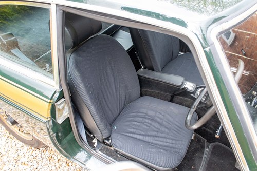 1975 MG MGB GT Jubilee Edition till salu (bild 39 av 126)