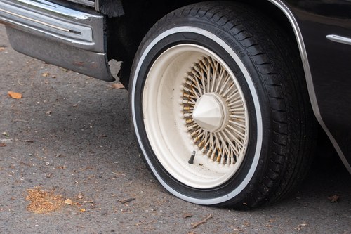 1976 Cadillac Coupe De Ville In vendita (immagine 22 di 114)