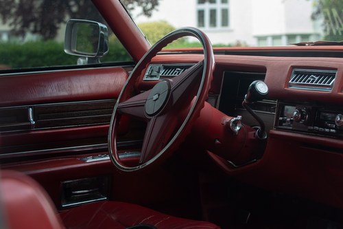 1976 Cadillac Coupe De Ville In vendita (immagine 39 di 114)