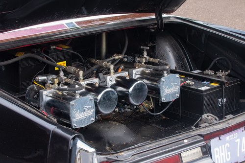 1976 Cadillac Coupe De Ville In vendita (immagine 65 di 114)