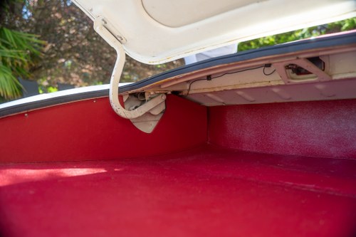 1973 Jaguar E-Type 5.3L V12 OTS Series III till salu (bild 64 av 112)