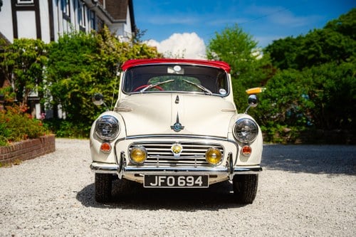 1957 Morris Minor Convertible à venda (imagem 13 de 111)