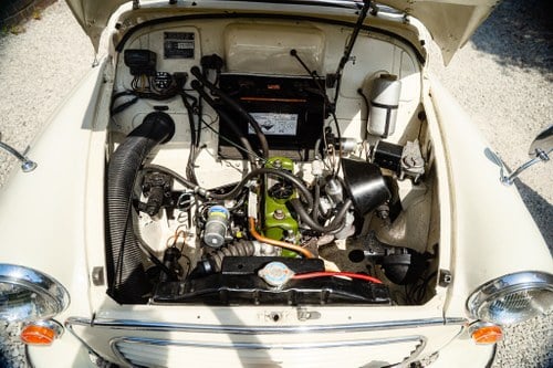 1957 Morris Minor Convertible à venda (imagem 78 de 111)