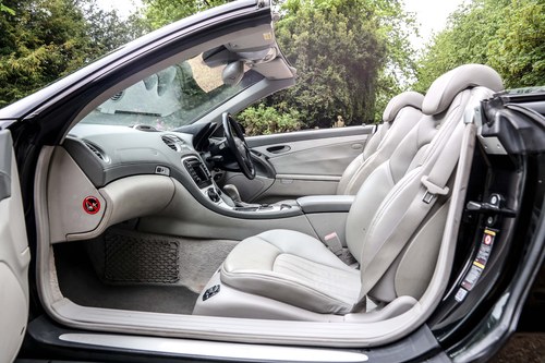 2002 Mercedes-Benz SL55 AMG R230 à venda (imagem 19 de 131)