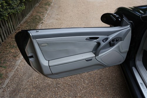 2002 Mercedes-Benz SL55 AMG R230 à venda (imagem 26 de 131)