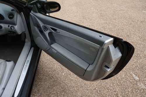 2002 Mercedes-Benz SL55 AMG R230 à venda (imagem 29 de 131)
