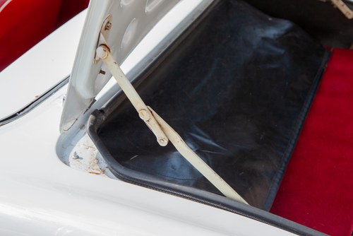 1960 Sunbeam Alpine zum Verkauf (Bild 83 von 266)