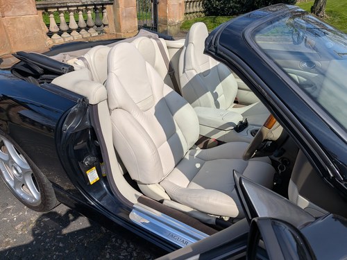 2003 Jaguar 4.2L XKR Convertible Paramount Grand Prix 450 En venta (imagen 42 de 217)