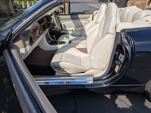 2003 Jaguar 4.2L XKR Convertible Paramount Grand Prix 450 En venta (imagen 33 de 217)