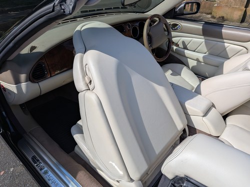 2003 Jaguar 4.2L XKR Convertible Paramount Grand Prix 450 En venta (imagen 56 de 217)