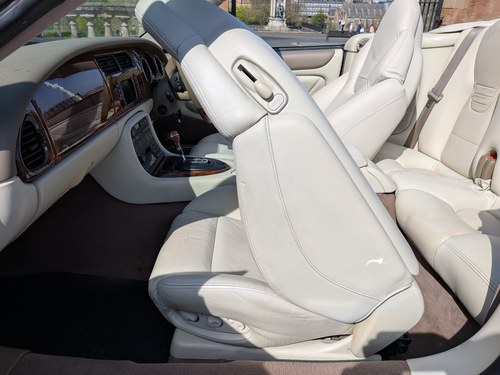 2003 Jaguar 4.2L XKR Convertible Paramount Grand Prix 450 En venta (imagen 60 de 217)
