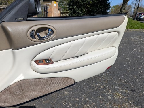 2003 Jaguar 4.2L XKR Convertible Paramount Grand Prix 450 En venta (imagen 74 de 217)