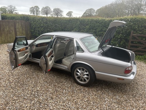 2002 Jaguar XJ8 SE X308 till salu (bild 80 av 124)