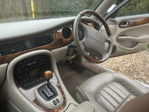 2002 Jaguar XJ8 SE X308 till salu (bild 43 av 124)
