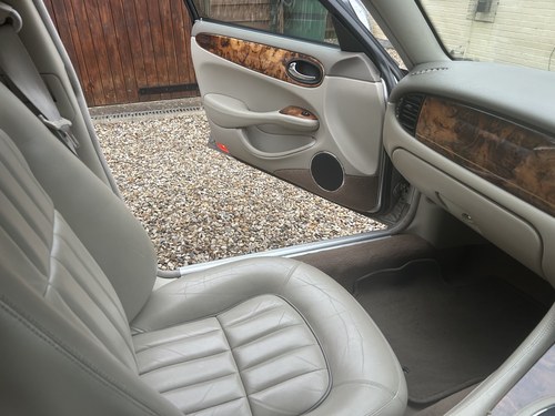 2002 Jaguar XJ8 SE X308 till salu (bild 45 av 124)