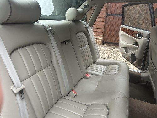 2002 Jaguar XJ8 SE X308 till salu (bild 47 av 124)