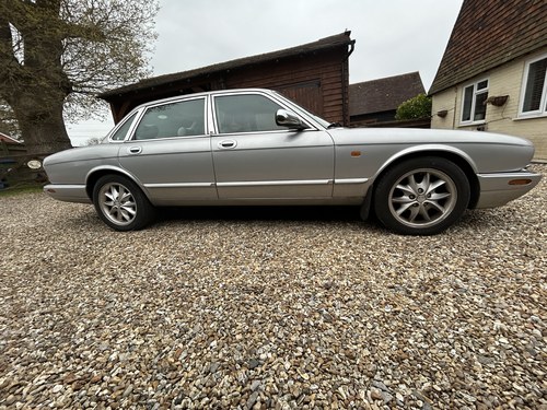 2002 Jaguar XJ8 SE X308 till salu (bild 9 av 124)