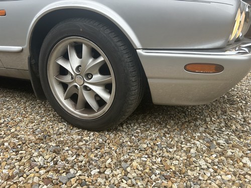 2002 Jaguar XJ8 SE X308 till salu (bild 32 av 124)