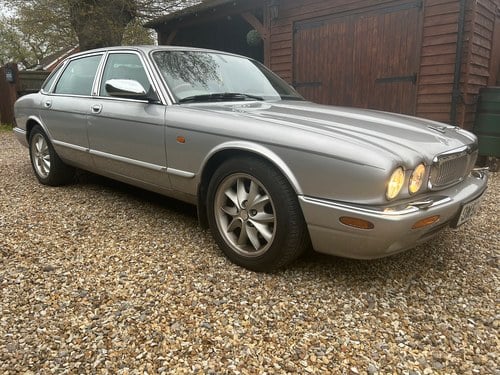 2002 Jaguar XJ8 SE X308 till salu (bild 2 av 124)