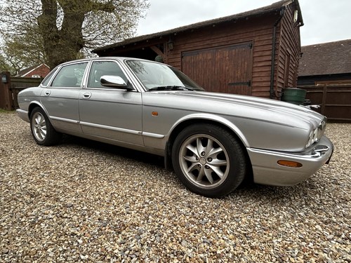 2002 Jaguar XJ8 SE X308 till salu (bild 15 av 124)