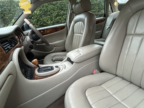 2002 Jaguar XJ8 SE X308 till salu (bild 54 av 124)