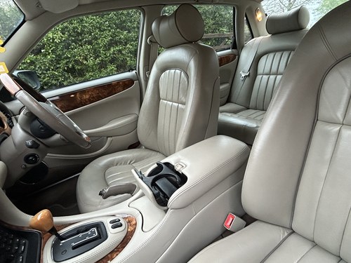 2002 Jaguar XJ8 SE X308 till salu (bild 56 av 124)
