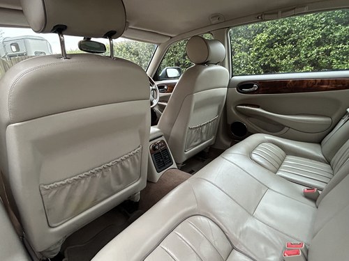 2002 Jaguar XJ8 SE X308 till salu (bild 57 av 124)