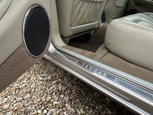 2002 Jaguar XJ8 SE X308 till salu (bild 62 av 124)