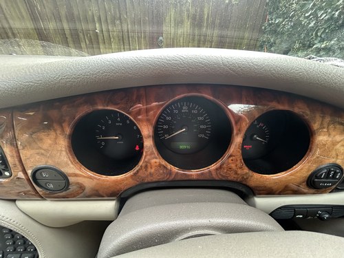 2002 Jaguar XJ8 SE X308 till salu (bild 79 av 124)