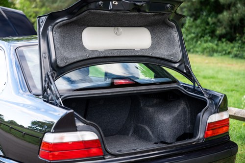 1997 BMW 328i M Sport Coupé E36 Te koop (foto 129 van 216)