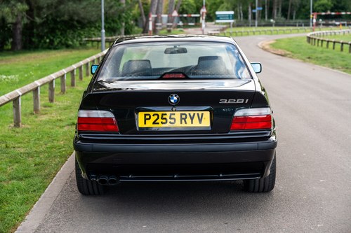 1997 BMW 328i M Sport Coupé E36 Te koop (foto 16 van 216)
