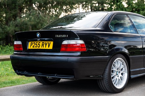 1997 BMW 328i M Sport Coupé E36 Te koop (foto 168 van 216)