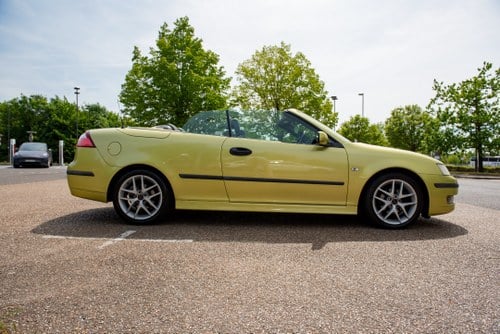 2005 Saab 9-3 Convertible à venda (imagem 14 de 119)