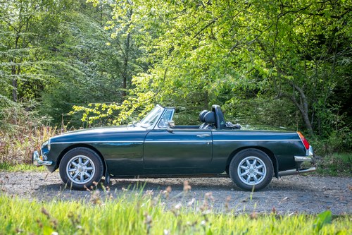 1975 MG MGB à vendre (picture 35 of 211)