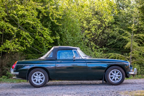 1975 MG MGB à vendre (picture 49 of 211)