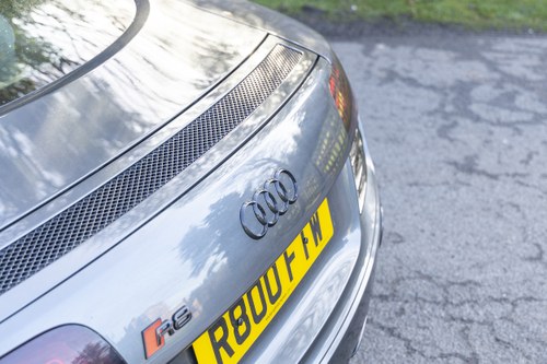 2013 Audi R8 Type 42 4.2L V8 FSI Quattro Coupe till salu (bild 73 av 93)