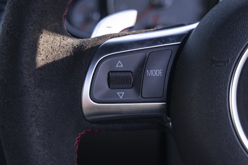 2013 Audi R8 Type 42 4.2L V8 FSI Quattro Coupe till salu (bild 32 av 93)
