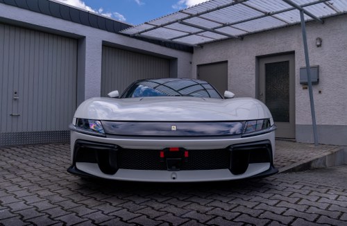 2026 Ferrari 12Cilindri till salu (bild 13 av 120)