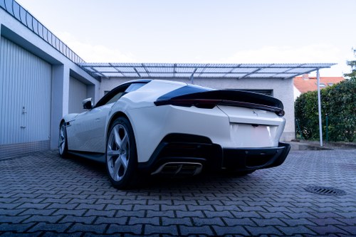2026 Ferrari 12Cilindri till salu (bild 15 av 120)