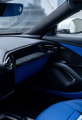 2026 Ferrari 12Cilindri till salu (bild 30 av 120)