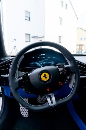 2026 Ferrari 12Cilindri till salu (bild 36 av 120)