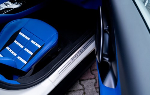 2026 Ferrari 12Cilindri till salu (bild 54 av 120)