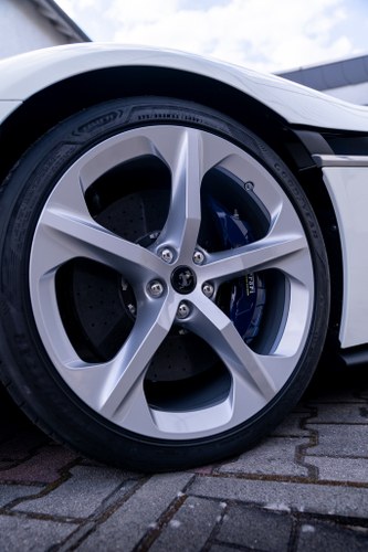 2026 Ferrari 12Cilindri till salu (bild 66 av 120)