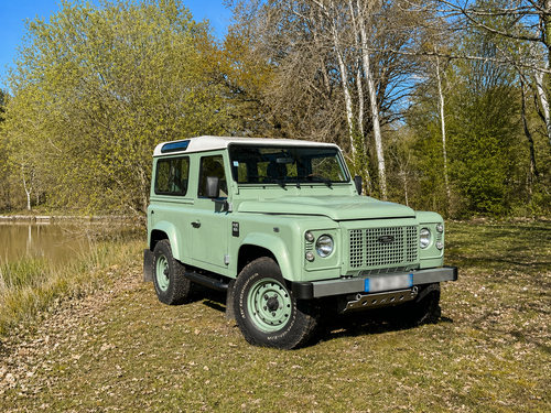 2015 Land Rover Defender 90 zum Verkauf (Bild 2 von 21)