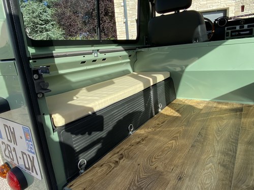2015 Land Rover Defender 90 zum Verkauf (Bild 18 von 21)