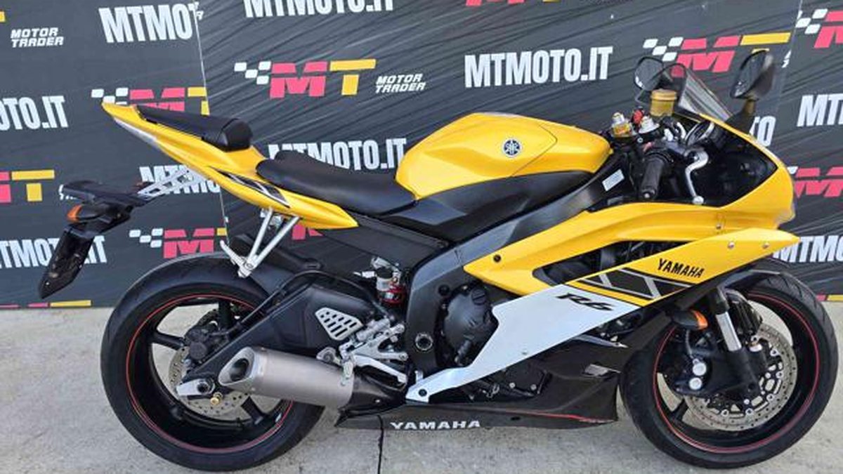 In Line 4 Yamaha R6 2007 Yamaha YZF R6 Jaune Manuel, 6 vitesses in Italie - A vendre | Car ...